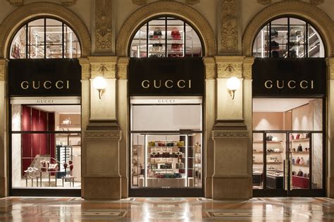 gucci milan fashion|milan gucci store.